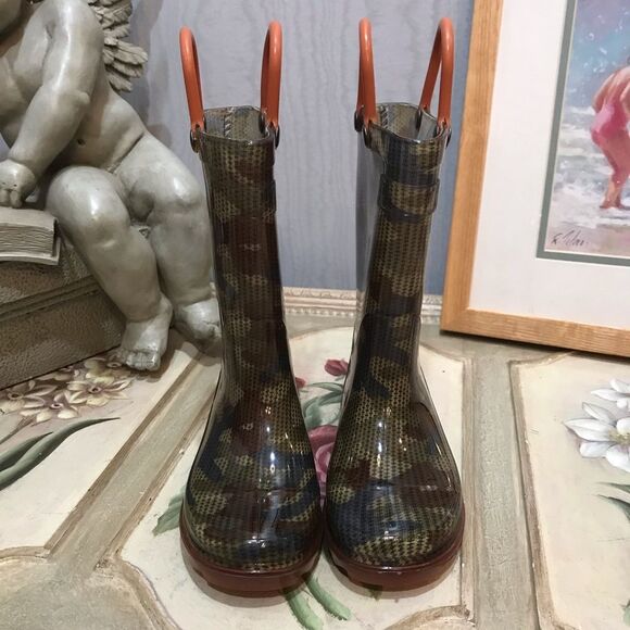 Western Chief Light Up Rain Boots Olive Mesh Camo Sz 5/6 NWOB - Picture 10 of 14
